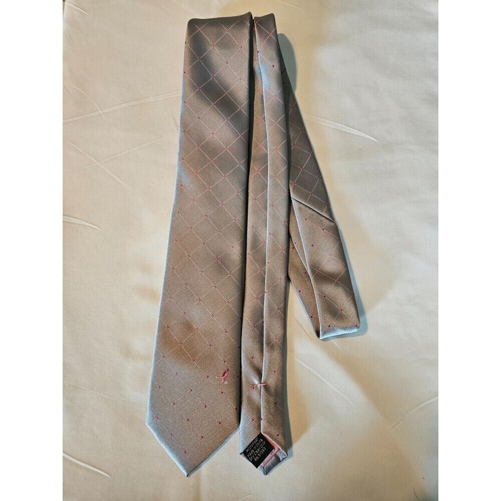 Susan G. Komen Knots For Hope Men’s Breast Cancer Awareness Necktie!